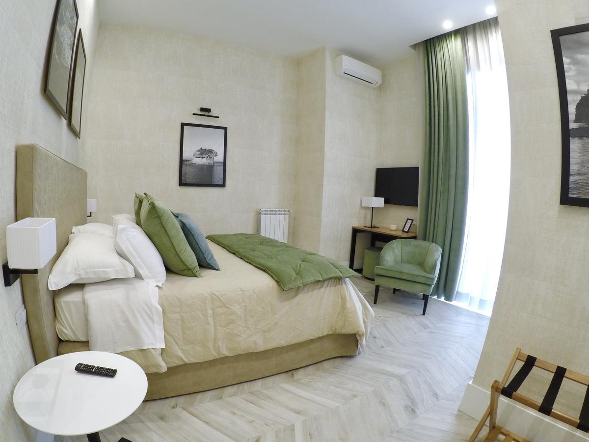 Bed No Breakfast Ak 2 Hotel Nápoles Exterior foto